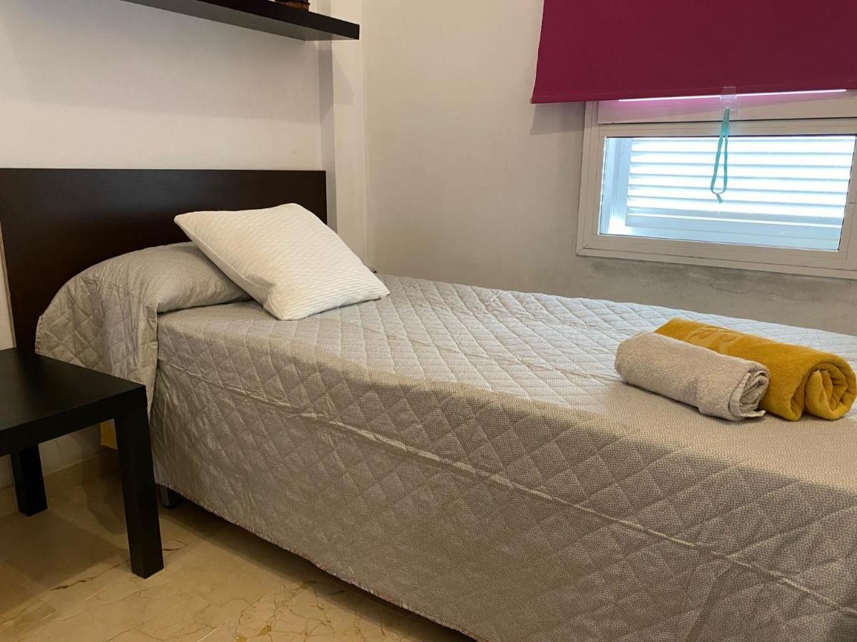 Castilleja , Casa-Apartamento Cerca Centro Sevilla Wifi Familias Trabajo Garaje Кастільєха-де-ла-Куеста Екстер'єр фото