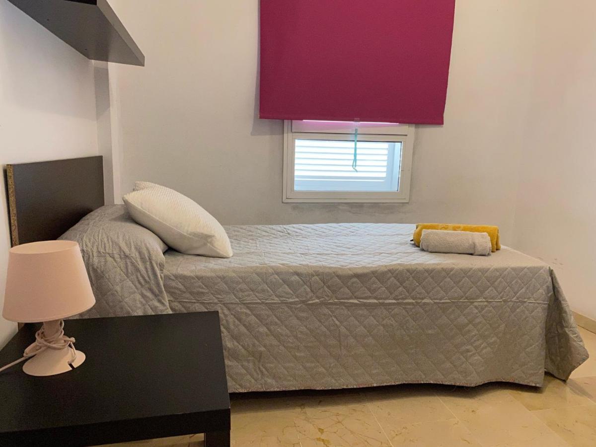 Castilleja , Casa-Apartamento Cerca Centro Sevilla Wifi Familias Trabajo Garaje Кастільєха-де-ла-Куеста Екстер'єр фото