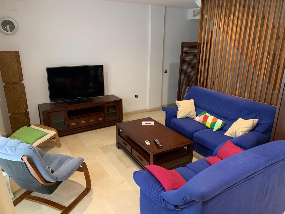 Castilleja , Casa-Apartamento Cerca Centro Sevilla Wifi Familias Trabajo Garaje Кастільєха-де-ла-Куеста Екстер'єр фото